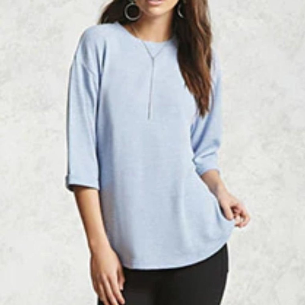 F21 Blue Curved-Hem Knit 3/4 Sleeve Top